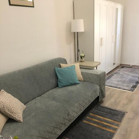 Studio Stipe- With Free Parking, Self Check-In 0-24 Zagreb Exterior photo